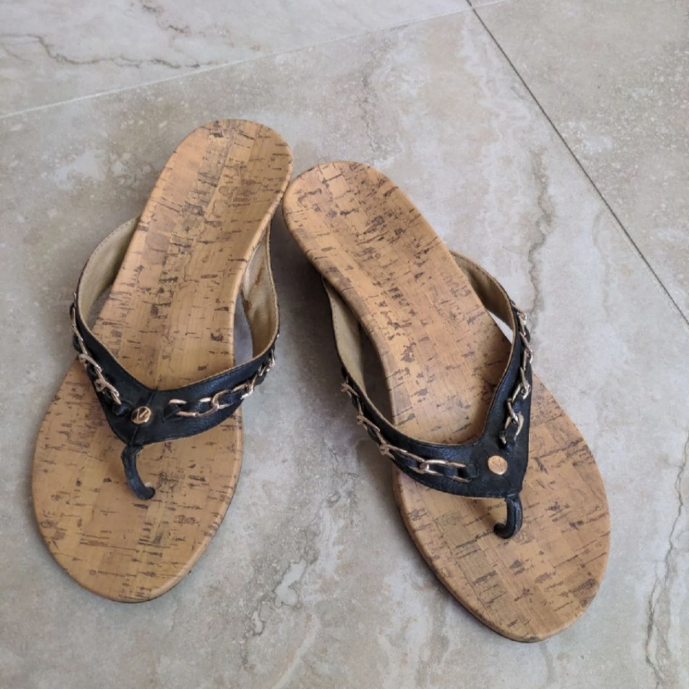 VIONIC CORK TOE-POST SANDALS